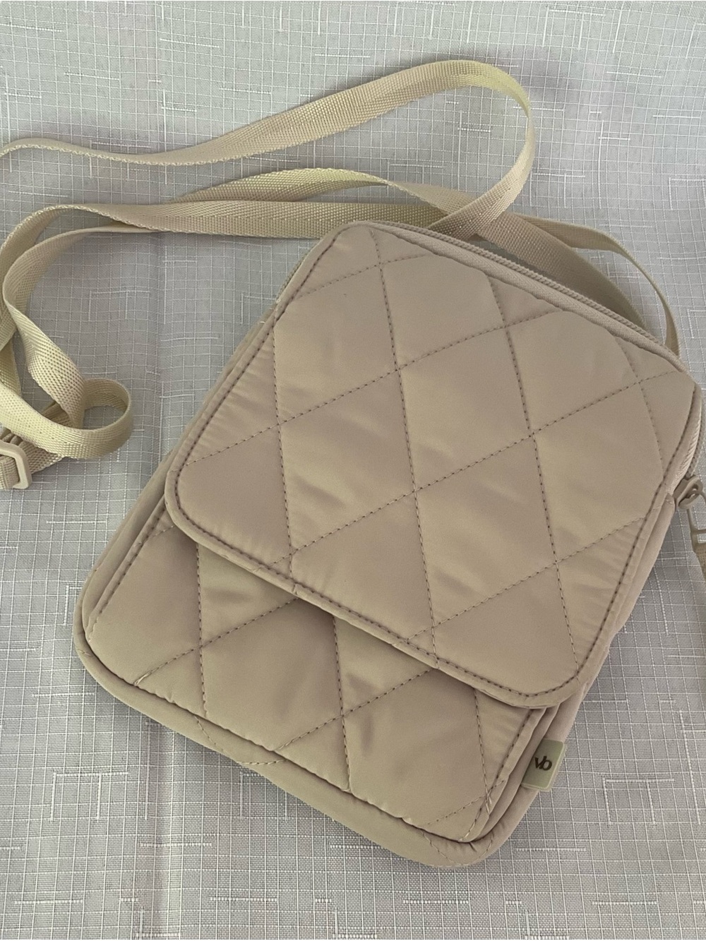 Vera Bradley Quilted Crossbody Bag in Beige - Lightweight Everyday Style